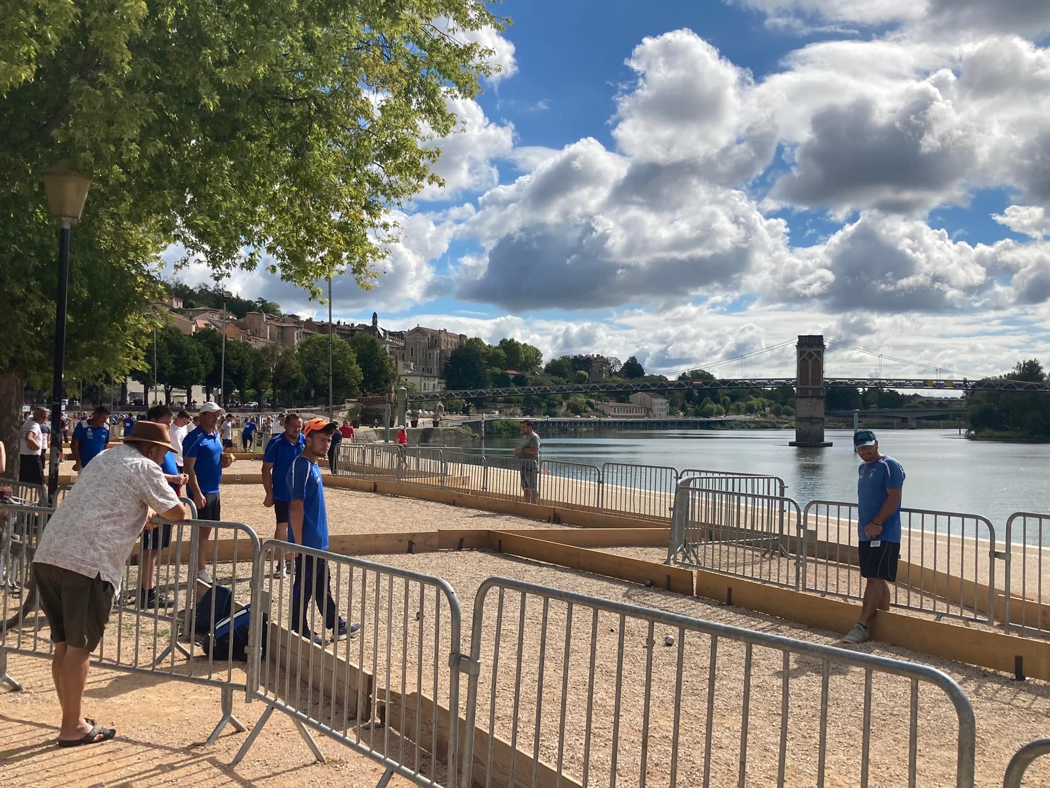 PPF TOUR : Les Bleus flambent, Darodes-Schopp au sommet à Trévoux